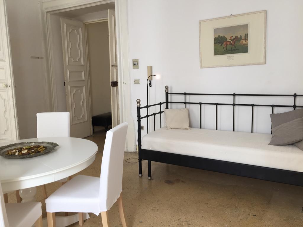 갈리폴리 Palazzo Doxi Fontana Dimora Storica 아파트 외부 사진